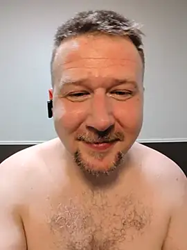 Bo0g live cam on StripChat