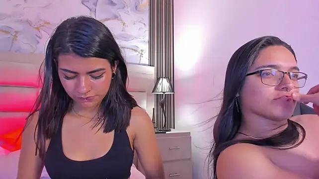 BellaAndDominick webcam