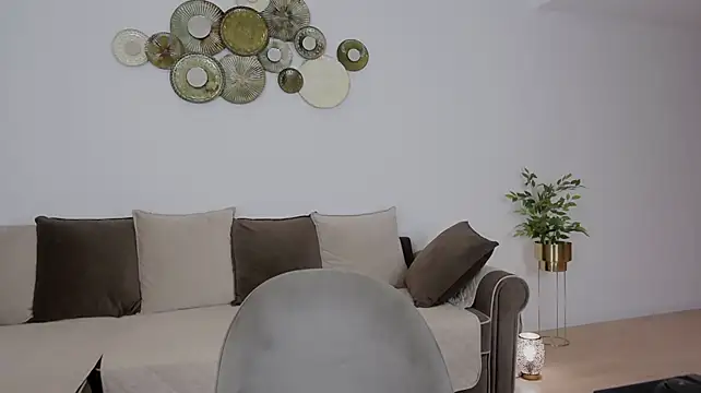 BelovedKhlloee webcam