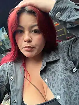 Lia-Moon77 webcam