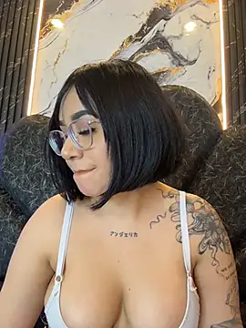 nicole-cooper webcam