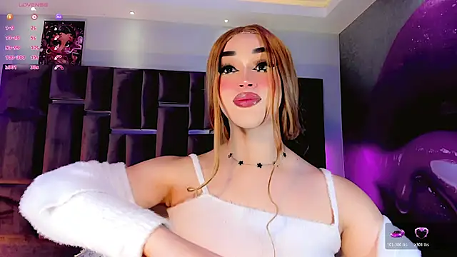 Sexy_sofiahot live cam on StripChat