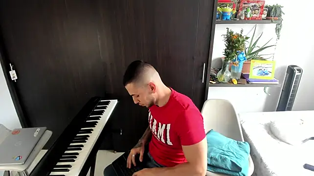 logan_smith webcam