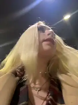 AngelinaTous webcam
