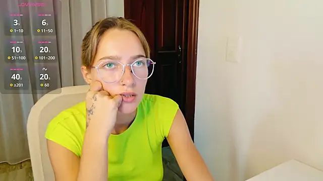 Lil_Sillk webcam