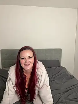RedKim69 live cam on StripChat