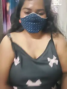 Liyaa_24 webcam