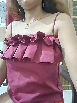 Poojacutee live cam on StripChat