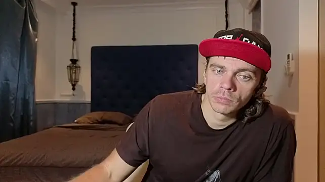 Marrymeplz webcam