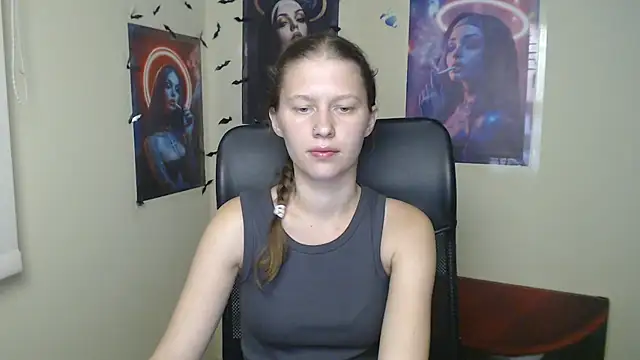 StellaCRL live cam on StripChat