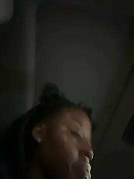 thechocolatepeach live sex cam