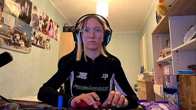 SoniaKotts webcam