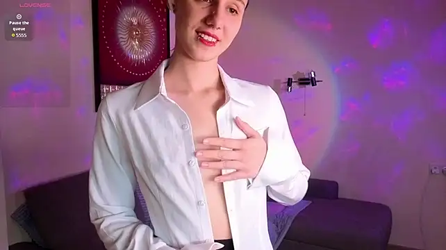 MilaVey webcam