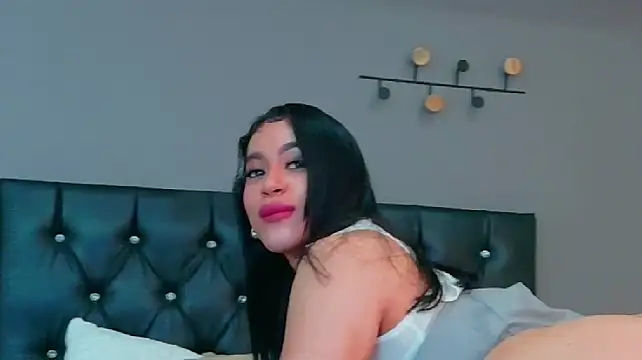 GiaMonroe1 webcam