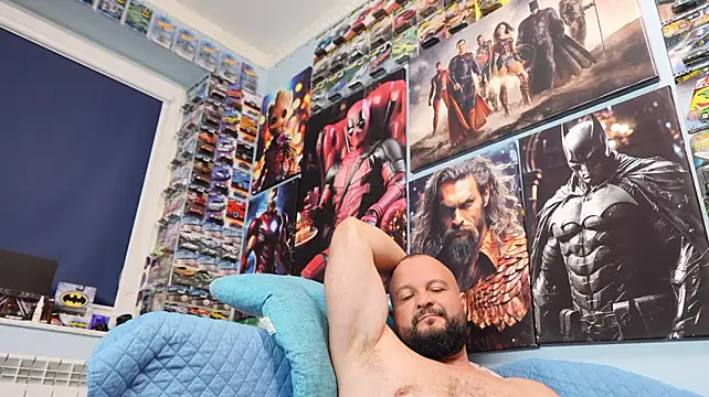 Muscle_Bear webcam