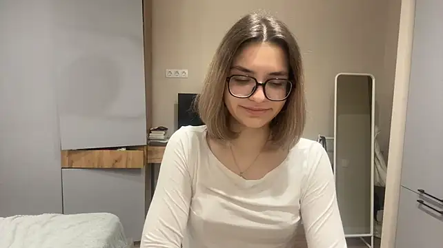 AnnaVelvetFire webcam