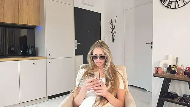 BARBIE_22888 webcam