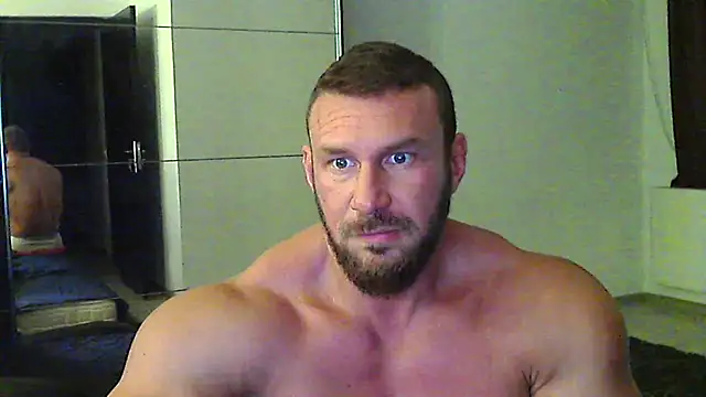 muscularkevin webcam