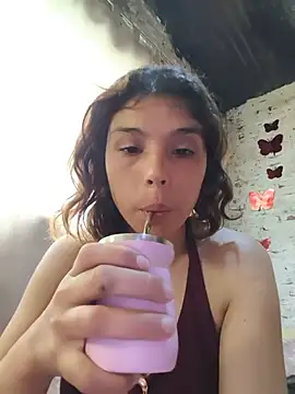 mariamac420 live cam on StripChat