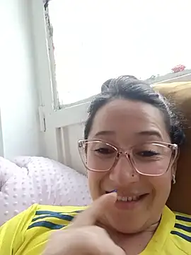 emilypoppy3 webcam
