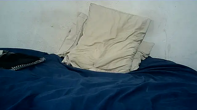 Twinkboy_28 webcam