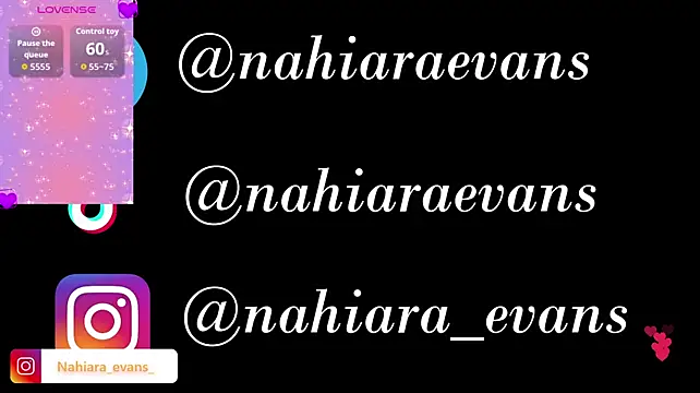 NahiaraEvans_ webcam