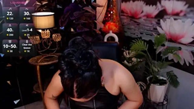 NaughtyFridah webcam
