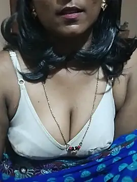 Sirisha_33 live cam on StripChat