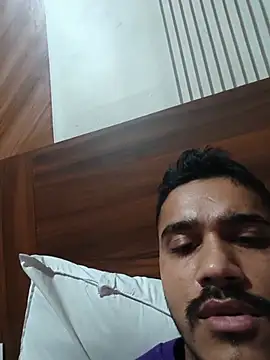 Mrgill09 webcam