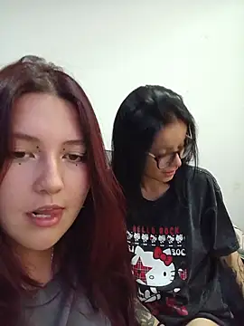 Lua_and_Mia webcam
