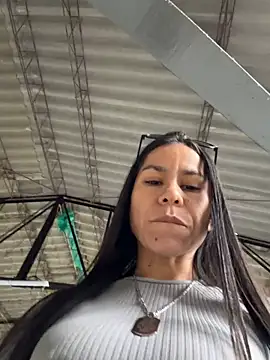 dominantandsubmissiveshow live cam on StripChat