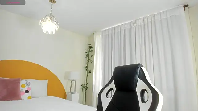 _Emmaa_Queen_ webcam