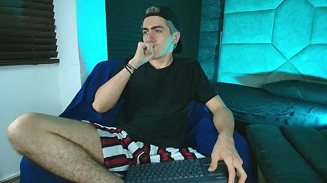 Tyler_Mcrey webcam