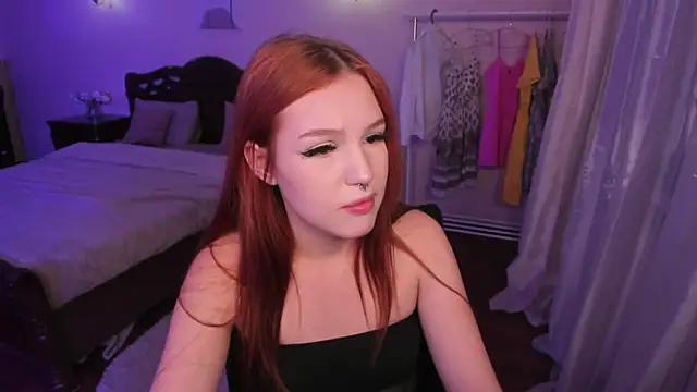 JulyCute live cam on StripChat