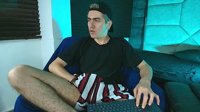 Tyler_Mcrey webcam
