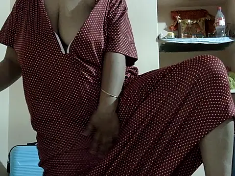 Pyari_Hina