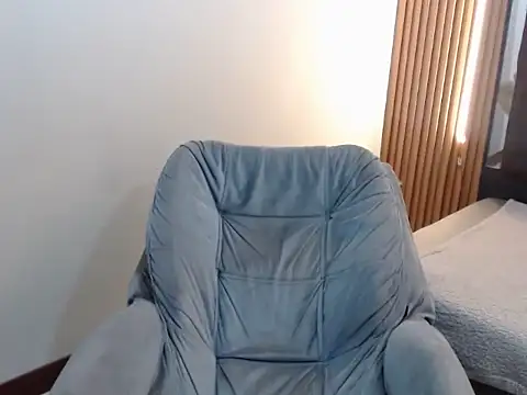shaniarosefon webcam