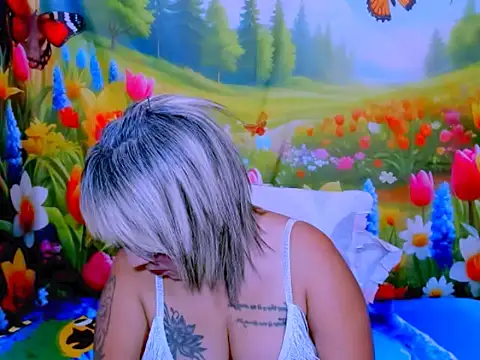 indianroxy webcam