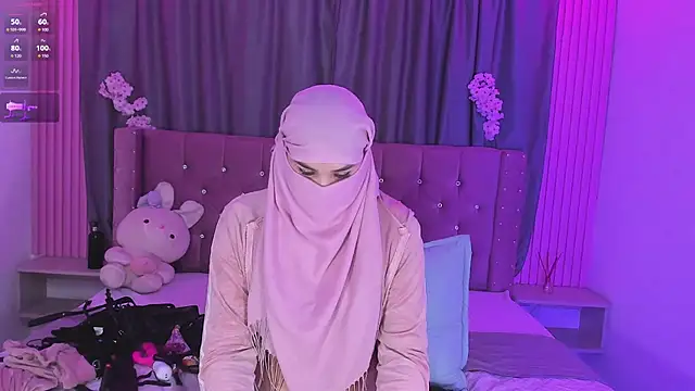 Nayla-Mouna live cam on StripChat