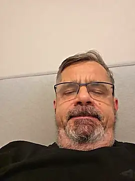 axer1960 (M grandpa) - hard jerking 3 min.