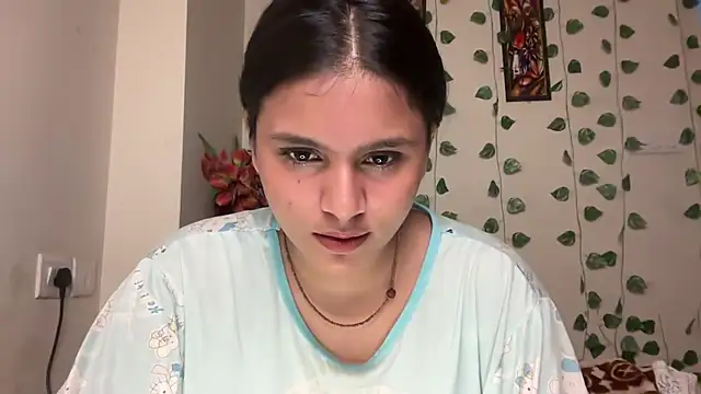 naira_fit (F young) - Bikni shower dance 💃