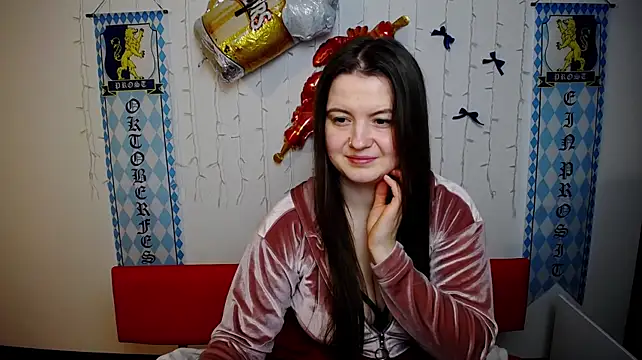 MavkaCute live cam on StripChat