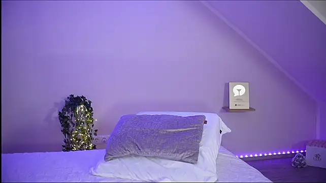 hotmilfbitch webcam