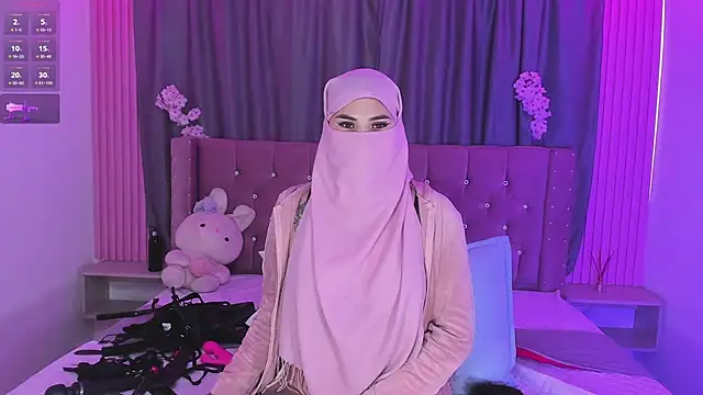 Nayla-Mouna webcam
