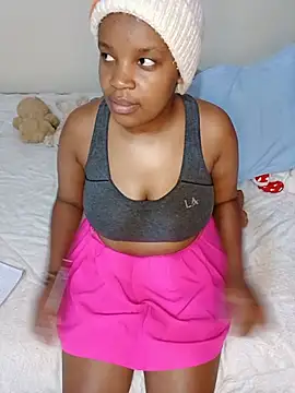 dangerous-smile live cam on StripChat