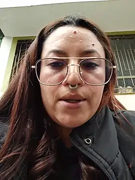 samm_curvy webcam