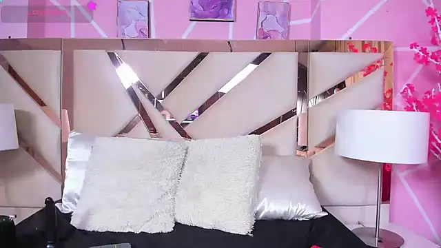 ScarlettFrox webcam
