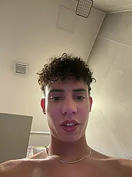 yoursexyjose live sex cam