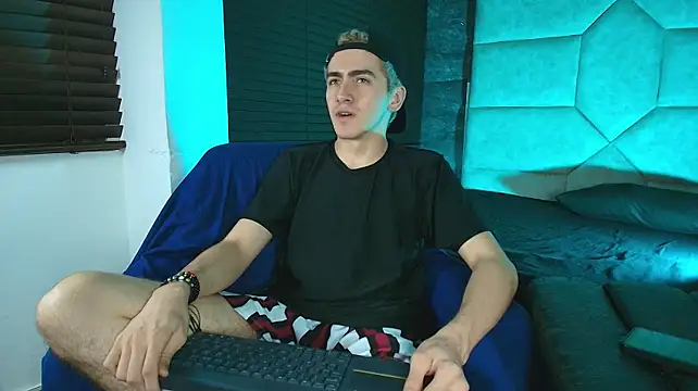 Tyler_Mcrey webcam