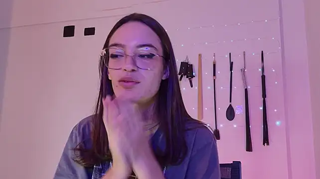 Nina_kink